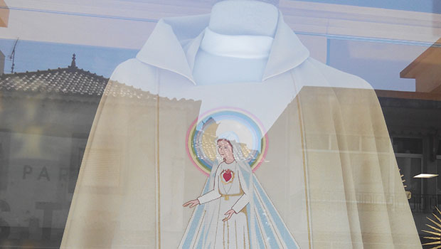 Virgen-de-Fatima-Arcoiris