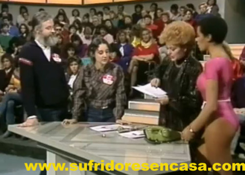 “ Ahora no te puedo atender, que estoy esperando a que Mayra me llame como Sufridora en Casa. Luego te llamo”