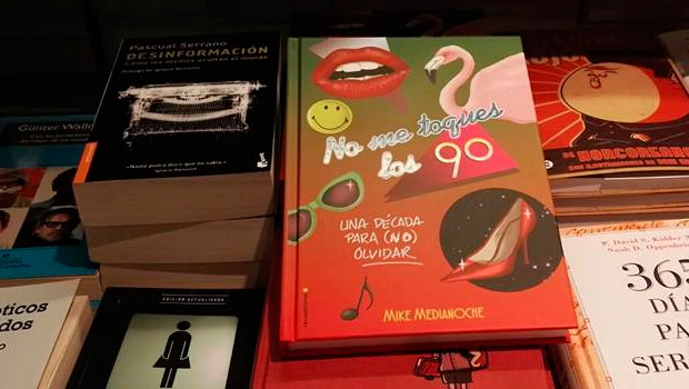 Primer booktráiler de ‘No me toques los 90’