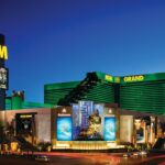 Getting 100 free spins & 1000 added bonus to help you Casino Room?